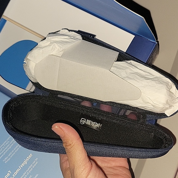 Philips norelco shaver 5000x series - Picture 3 of 4